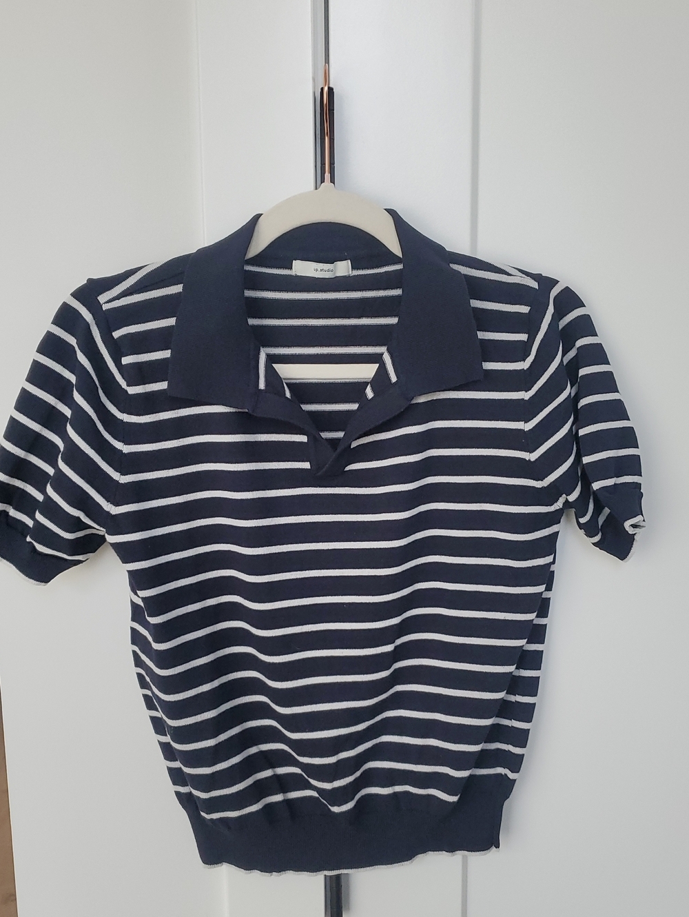 Up Studio- Sz.small PtP 18" Preppy Navy & White Shortsleeved Top